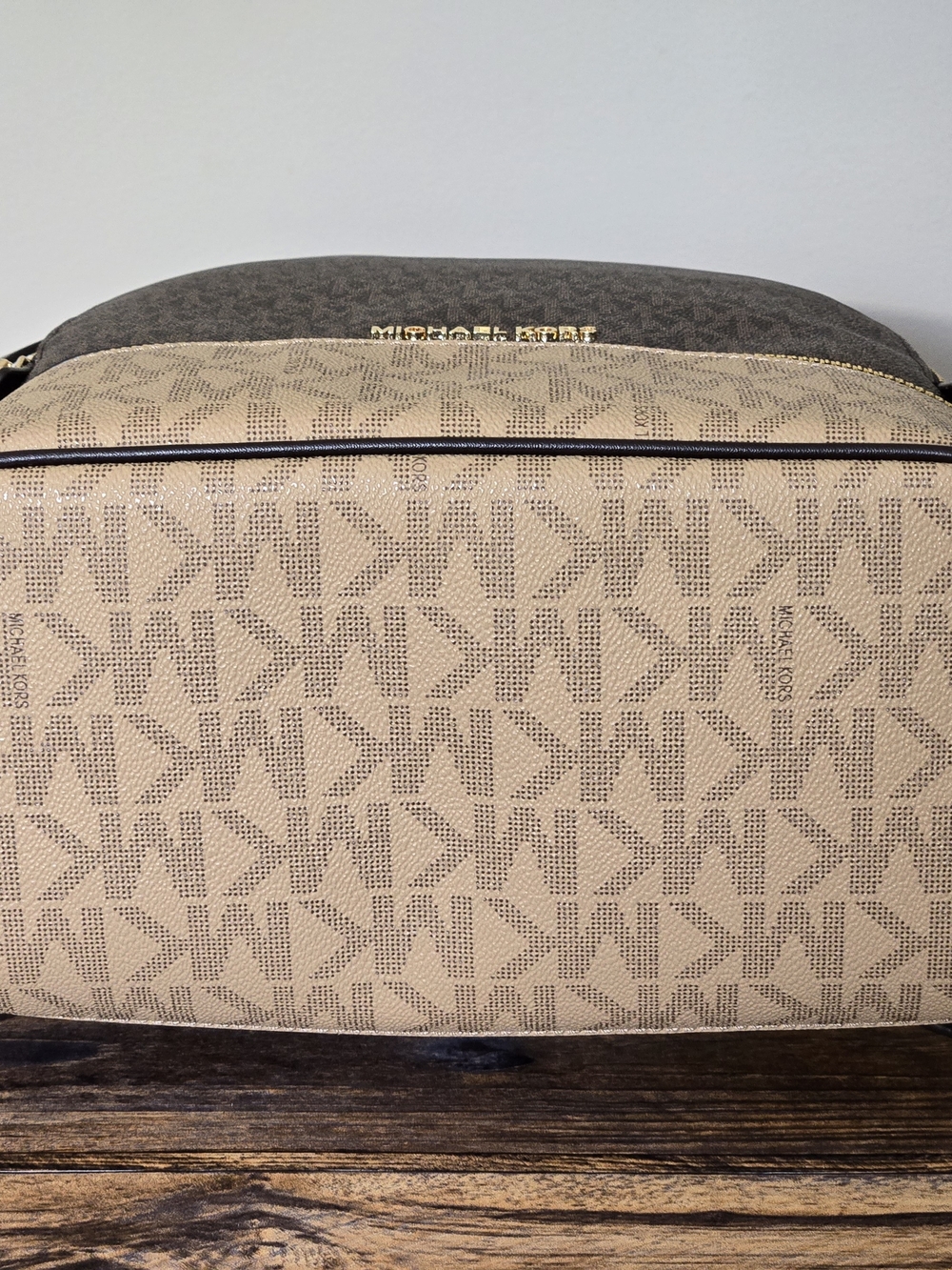 Michael Kors Rhea Backpack In Color-Block - Picture 5 of 7